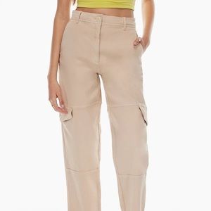 Aritzia Wilfred Free Maeve Cargo Pants